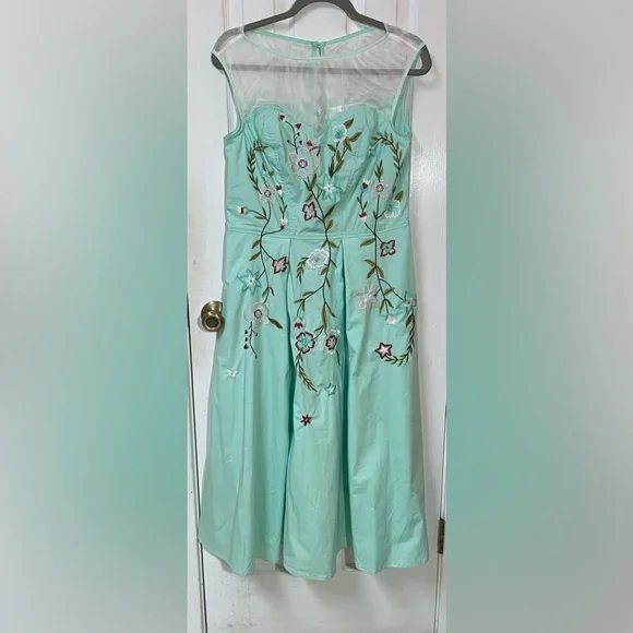 Eshakti Dress Size Large 12 Embroidered Teal Sheer Neckline Floral Lined - Picture 2 of 11